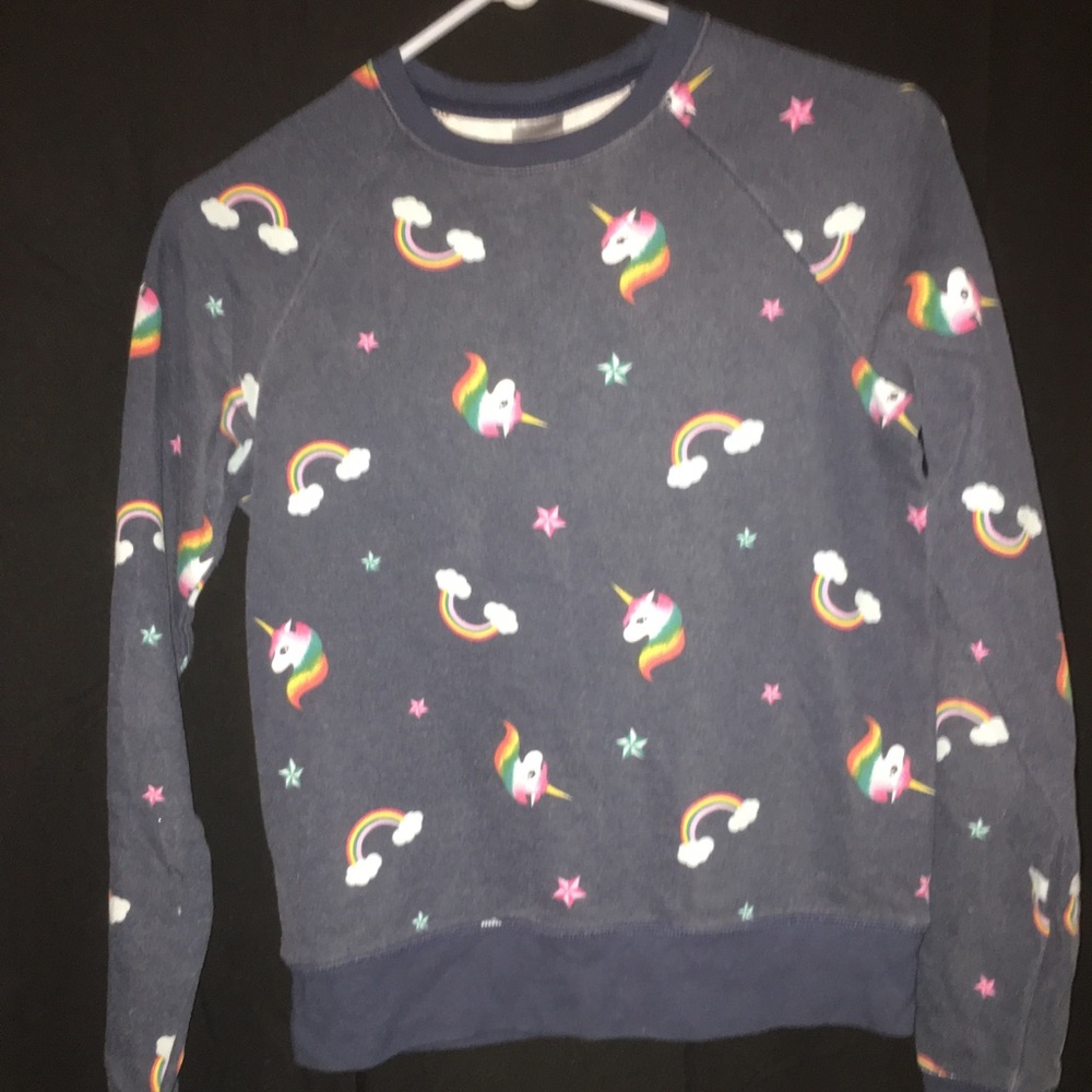 Sweatshirt